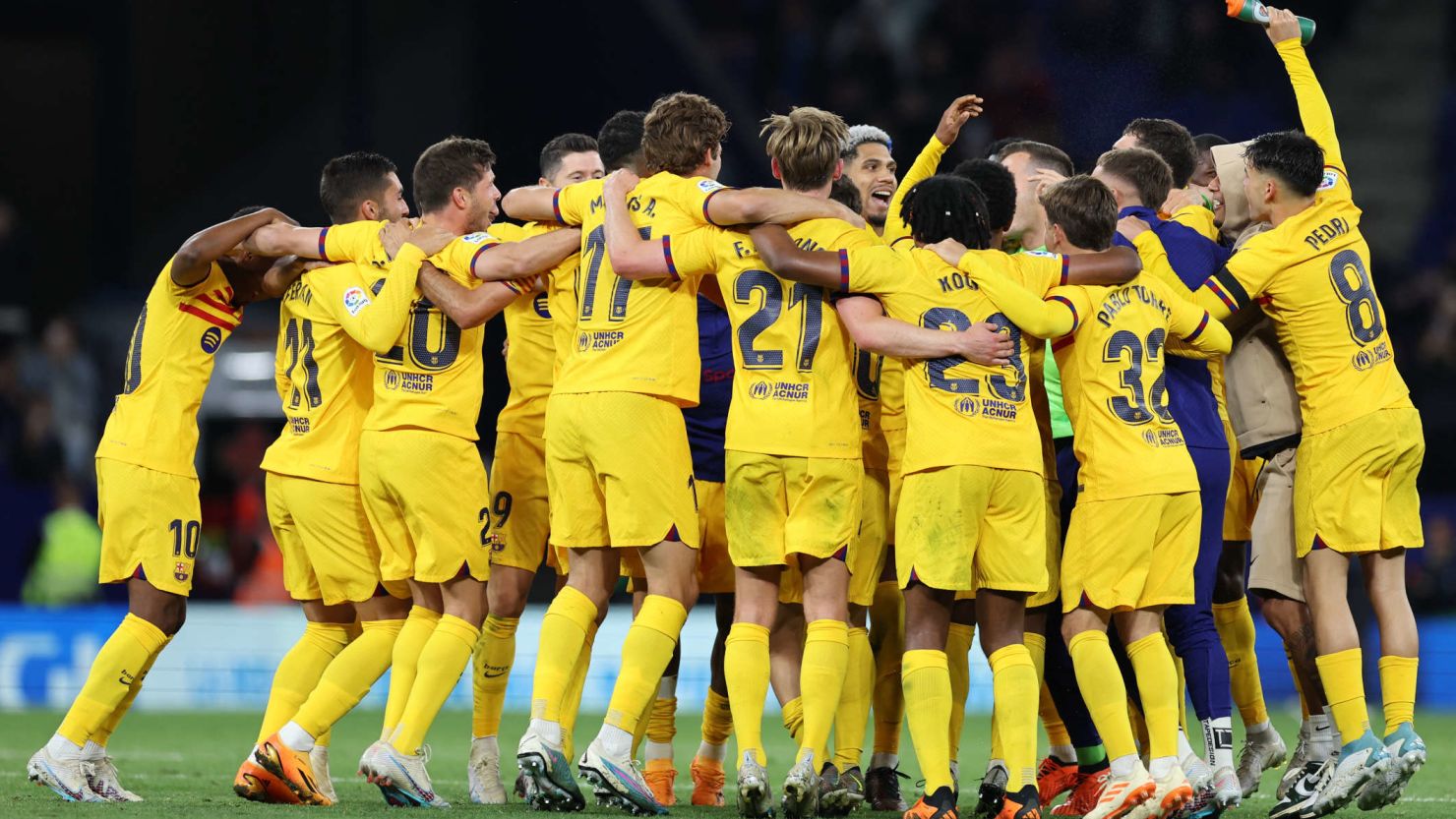 热潮中推向 热潮中推向